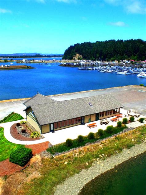 Winchester Bay RV Resort at Salmon Harbor Marina • Oregon Coast