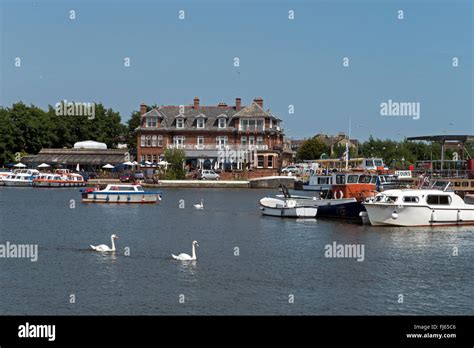 Oulton Broad, and The Wherry Hotel in Lowestoft, Suffolk, England Stock ...