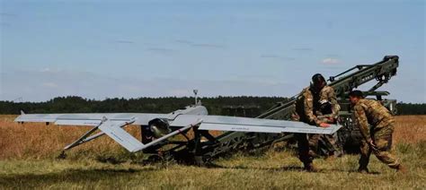 The US Army needs to 'unman unmanned' units by building a drone force ...