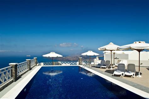 Petit Palace Hotel in Messaria, Santorini | Greeka