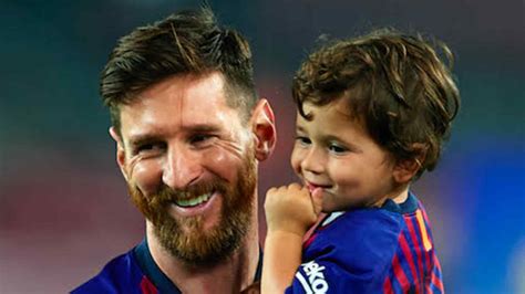 Lionel Messi's son Mateo gives a cute smile after unpacking his father ...