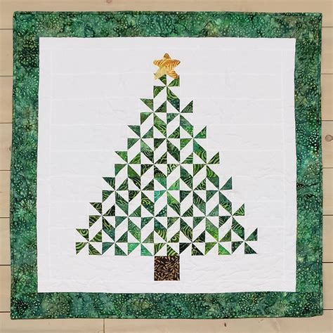 Missouri Star Quilt Christmas Box 2024 - Cissy Deloris