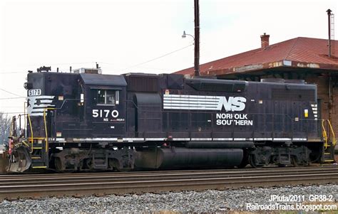 RAILROAD Freight Train Locomotive Engine EMD GE Boxcar BNSF,CSX,FEC ...