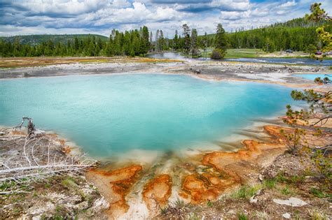 Biscuit Basin in Yellowstone National Park - Tours and Activities ...