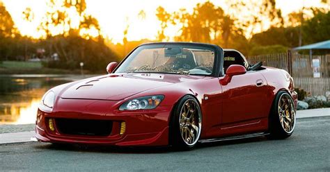 Cool And Affordable Sports Cars From Nissan And Honda | HotCars