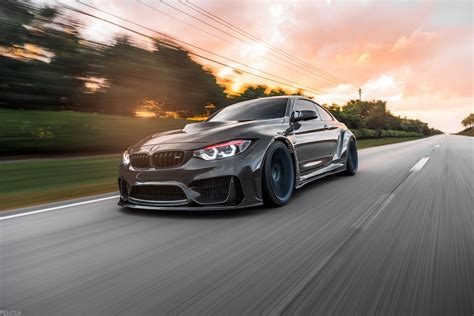 bmw m4 wallpaper 4k