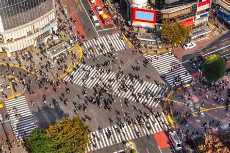 Shibuya Crossing, Tokyo, Japan. — Stock Photo © masterlu #63172439