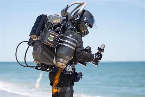 The Pentagon is moving ahead with new military jetpack prototypes