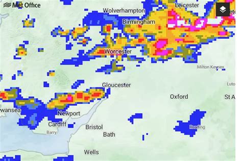 Weather warning in place as Gloucester thunderstorms to be back tonight ...