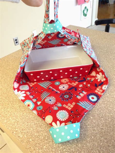 15 DIY Casserole Carriers | Beginner sewing projects easy, Easy sewing ...