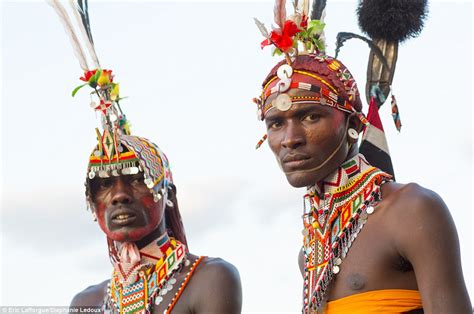 Incredible photos of Kenya's elaborately dressed tribes | Daily Mail Online