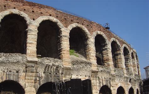 File:Verona Italy arena DSC08017.JPG - Wikimedia Commons