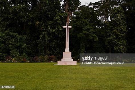 17 Lae War Cemetery Stock Photos, High-Res Pictures, and Images - Getty ...