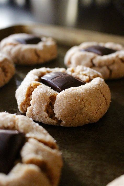 Vegan Peanut Butter Blossom Cookies | The Conscientious Eater