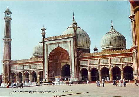 Most Popular Mosques in India | Clamor World