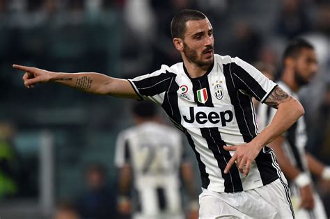 Leonardo Bonucci in stands as Chelsea speculation grows