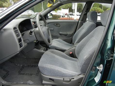 2000 Suzuki Esteem GL Wagon interior Photo #55458689 | GTCarLot.com