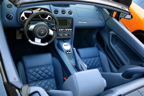 Descubrir 52+ imagen lamborghini superleggera interior - Abzlocal.mx