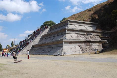 Great Pyramid of Cholula (Cholula) | Structurae