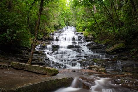 These 17 North Georgia Waterfalls Will Take Your Breath Away | Lake ...