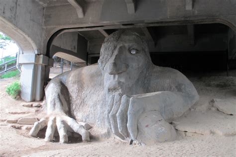 5 Things You Need To Know Before Visiting The Seattle Fremont Troll