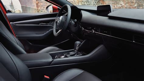 Let‘s Take a Look Inside the 2023 Mazda3 - Kelley Blue Book