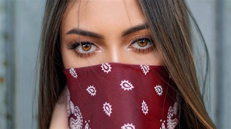 Woman Bandana Face Mask - 2730x1536 - Download HD Wallpaper - WallpaperTip