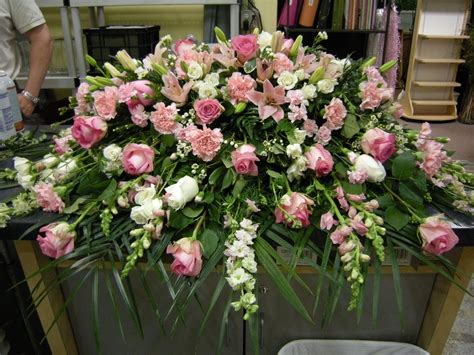 Roses Casket Spray | Funeral Flowers