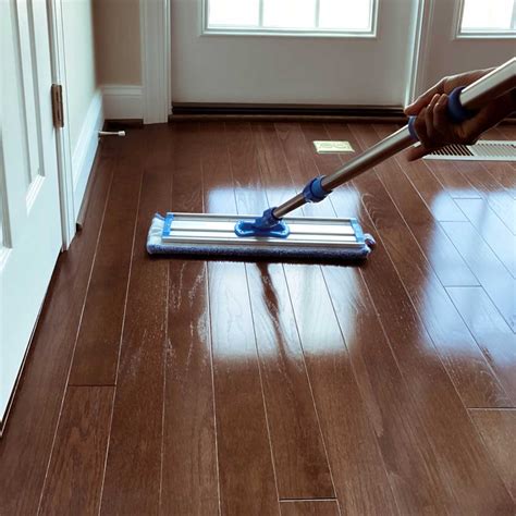 Can You Use Vinegar And Water On Wood Floors | Viewfloor.co