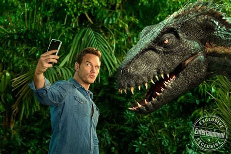 PHOTOS: New images of Jurassic World: Fallen Kingdom cast and their ...