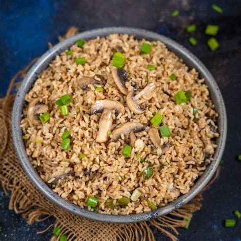 Mushroom Fried Rice – FoodOrderKar