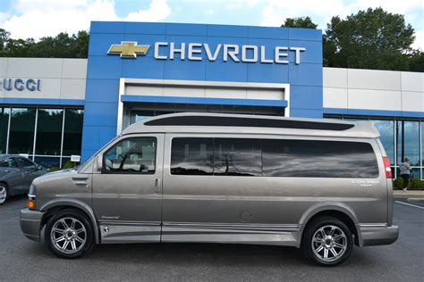 2018 Chevy Express 4x4 9 Passenger - Explorer Limited X-SE VC - Mike ...