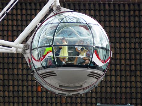 Daily Photo Stream: London Eye Capsule