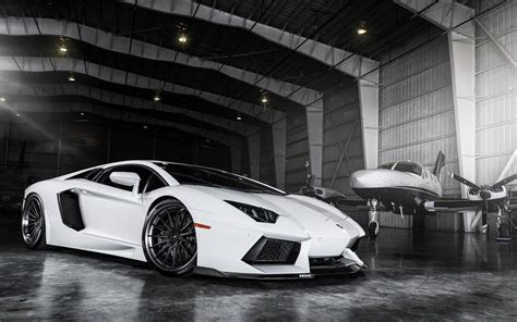 White Lamborghini Wallpapers - Wallpaper Cave