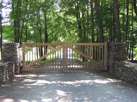 Wooden Driveway Gates | Tri State Gate