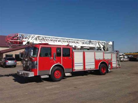 SPARTAN LADDER TRUCK (1996) : Emergency & Fire Trucks