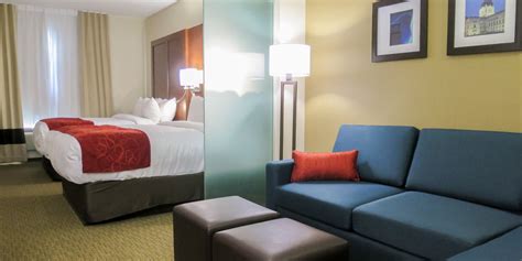 Hotels Regina: Comfort Suites Regina by Choice Hotels - Regina's All ...