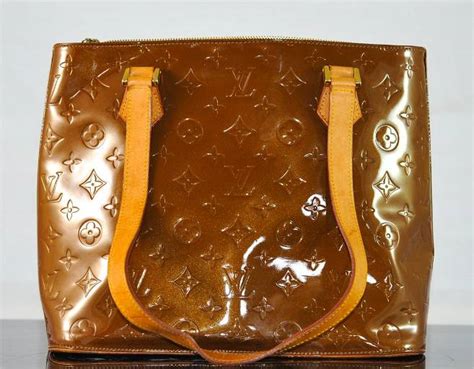 Authentic Louis Vuitton Monogram Vernis Brentwood Bag