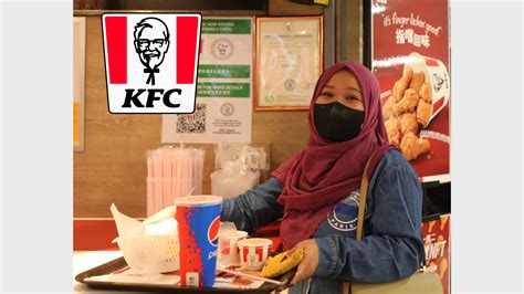 Halal Weekly - Muslims in Hong Kong support KFC opening its first halal ...