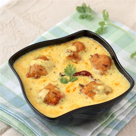 Punjabi Kadhi Pakora Recipe - Tempting Dahi & Besan Pakora Kadhi