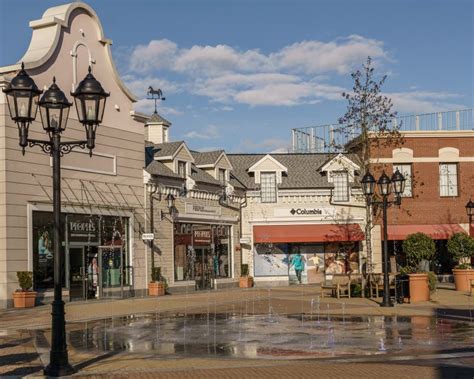 RICHMOND, CANADA - APRIL 10, 2019: Outlet Mall McArthurGlen Designer ...