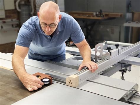 Calibrating a sliding tablesaw - Australian Wood Review