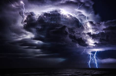 Lightning Storm at Sea | Displaying 15> Images For - Lightning Storms ...