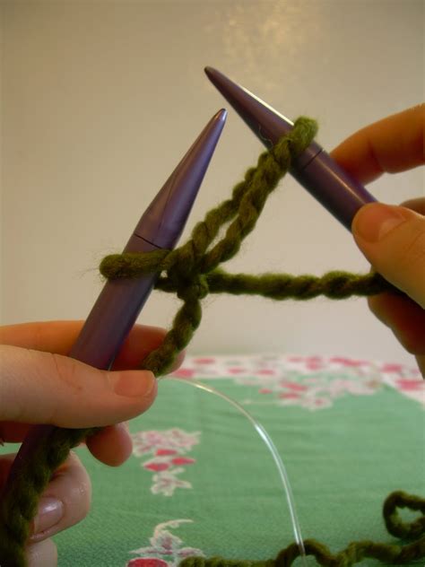 Smallest Friend: Knitting a Circle Scarf