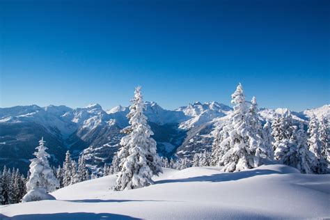 Snowy Mountains Wallpaper