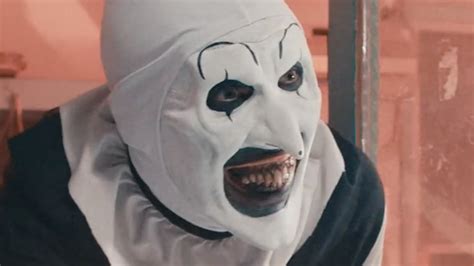 What Terrifier 2's Art The Clown Really Looks Like Out Of Costume