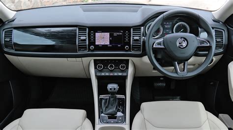 Skoda Kodiaq 2017 Diesel Std Interior Car Photos - Overdrive