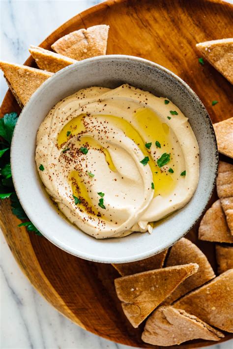 The Best Garlic Hummus Recipe | Deporecipe.co