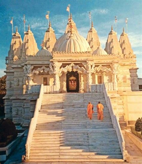 BAPS Swaminarayan Hindu Mandir (Temple), London, U.K. The Mandir is a ...