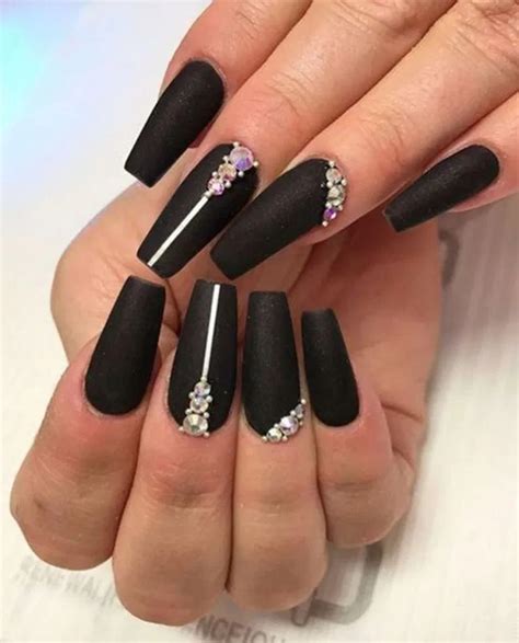 25 Matte Black Coffin Nail Ideas Trend in Cool 3 | Dark nail designs ...